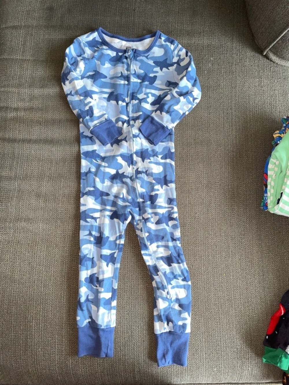 Lot of 9 - 3T toddler Plush Fleece Sleeper Pajamas - 2 pcs are Cotton - Picture 9 of 13